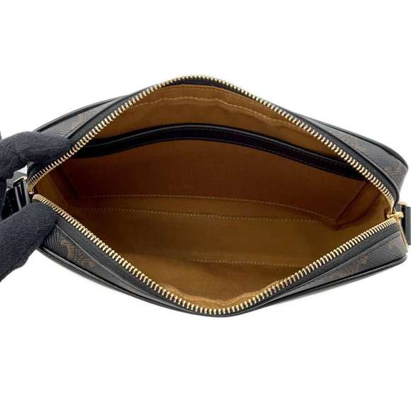 Celine Triomphe Messenger Bag Medium Shoulder Black - Picture 5 of 15